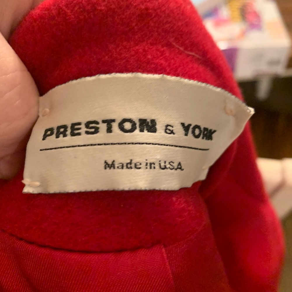 Red peacoat - Picture 2 of 3